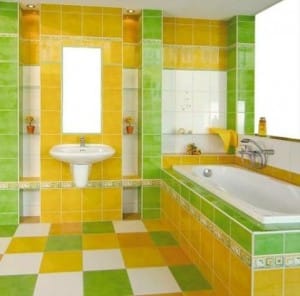 Яркие краски в ванной комнате